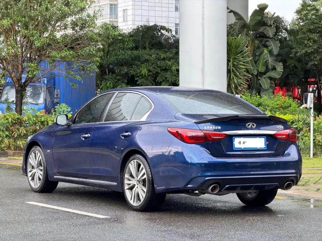 Infiniti Q50 L 2.0 T Progressive Enjoyment Sport