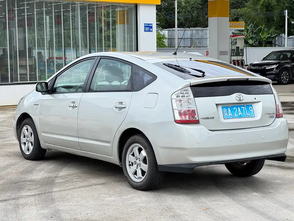 Prius 普锐斯 2006款 1.5 L 真皮导航版
