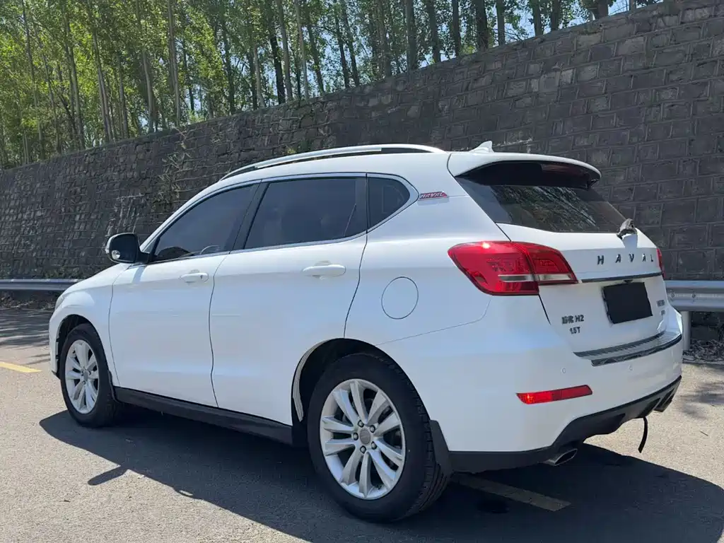 Haval H2 哈弗H2 2016款 红标 1.5 T 手动四驱豪华型