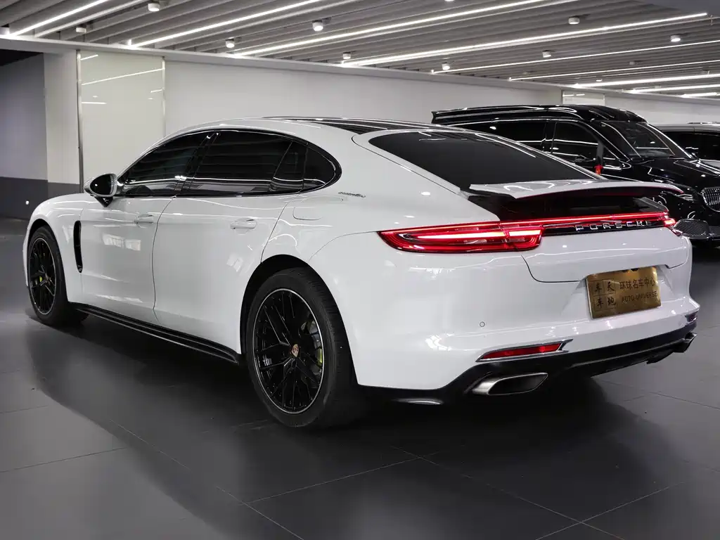Panamera NEV Panamera 4 E-Hybrid Executive Extended 2.9 T