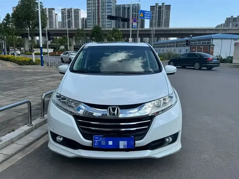 Honda Odyssey Facelift 2.4 L Smart Enjoyment
