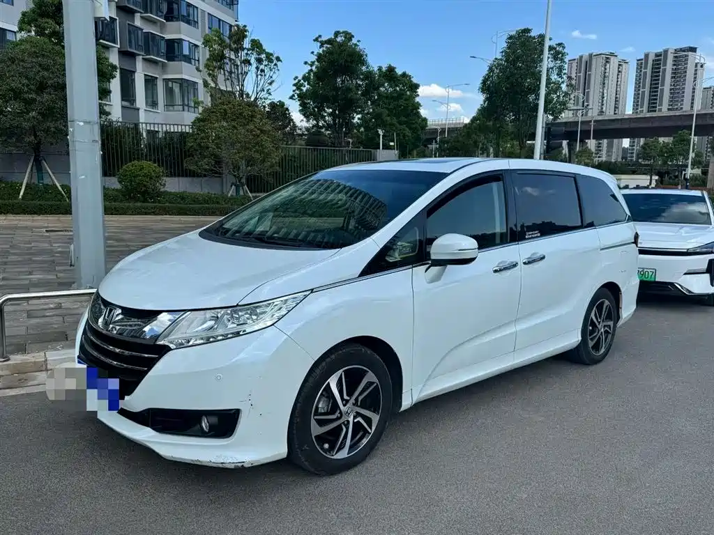 Odyssey Facelift 2.4 L Smart Enjoyment