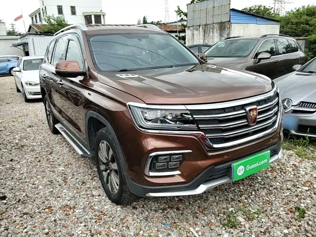 Roewe RX8 荣威RX8 2018款 30 T 两驱旗舰版