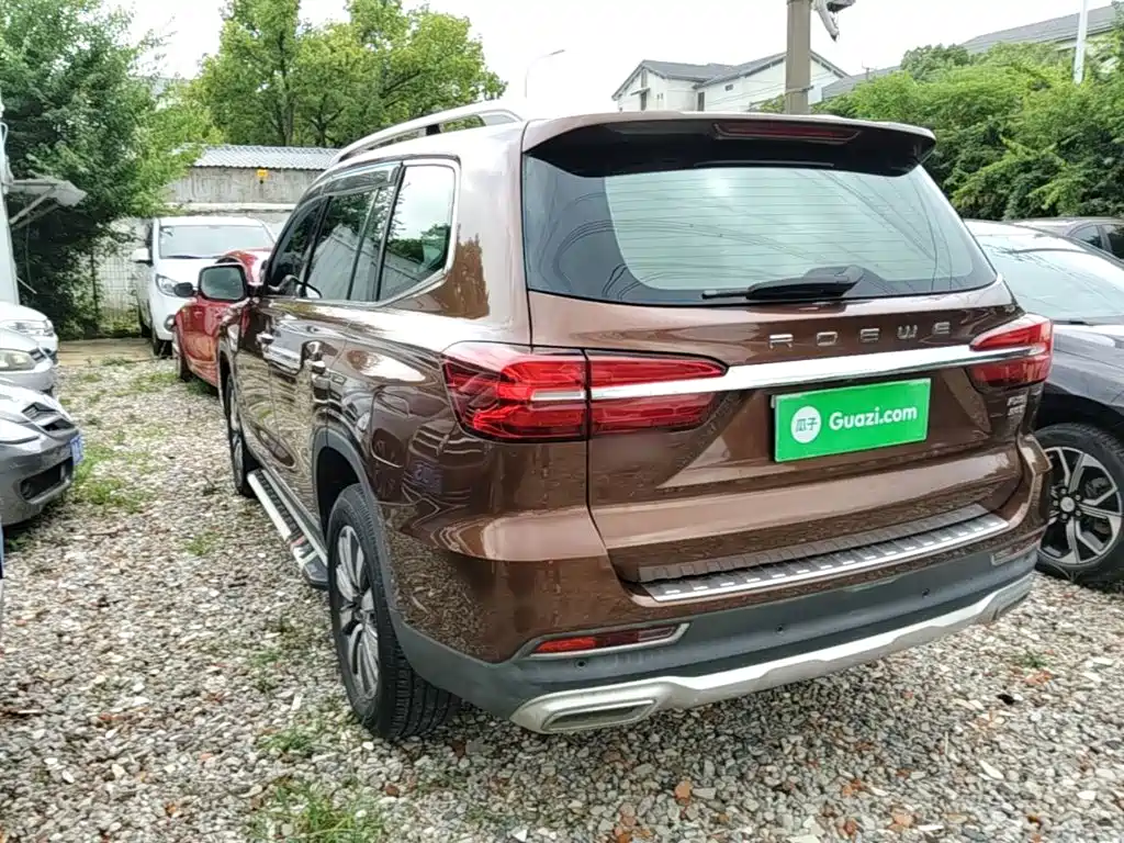 Roewe RX8 荣威RX8 2018款 30 T 两驱旗舰版