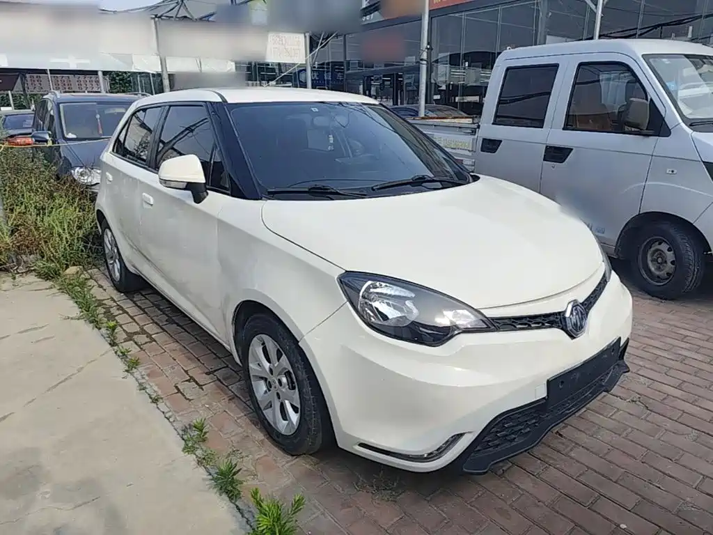 MG 3 1.5 L AMT Elite