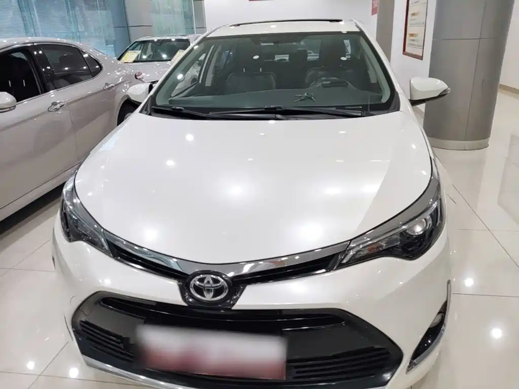 Levin Facelift 185 T CVT Elite CN-V