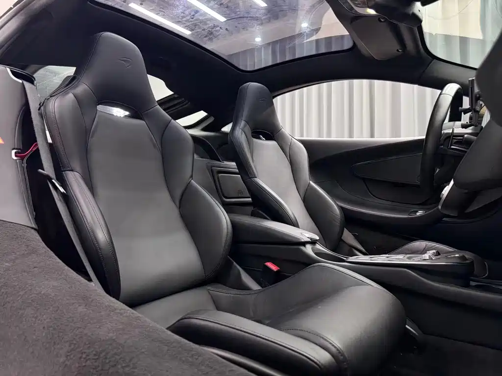 McLaren GT 4.0 T Standard