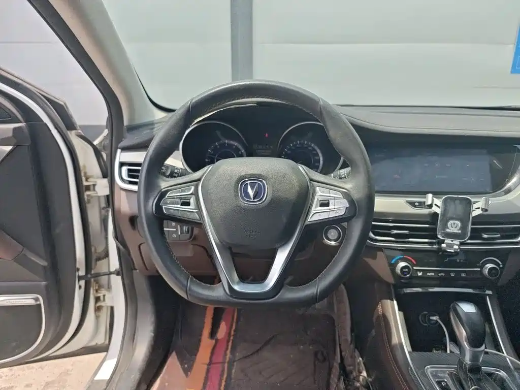 Eado 1.6 L GDI Auto Premium Style