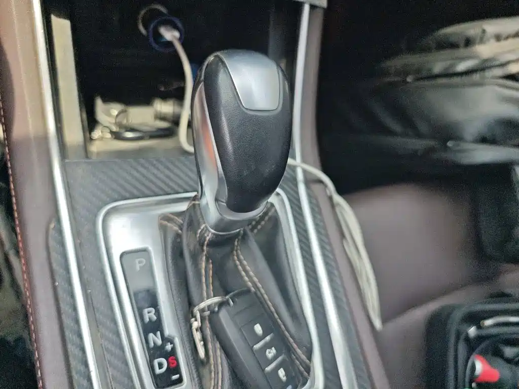 Eado 1.6 L GDI Auto Premium Style