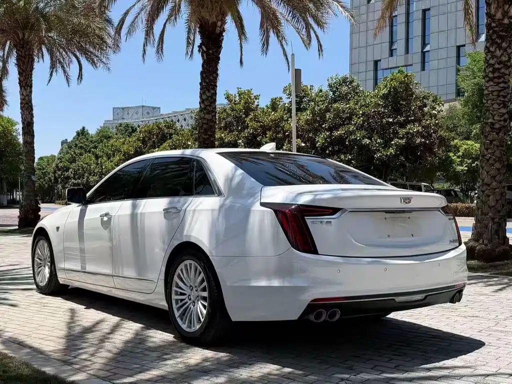 Cadillac CT6 28 T Luxury