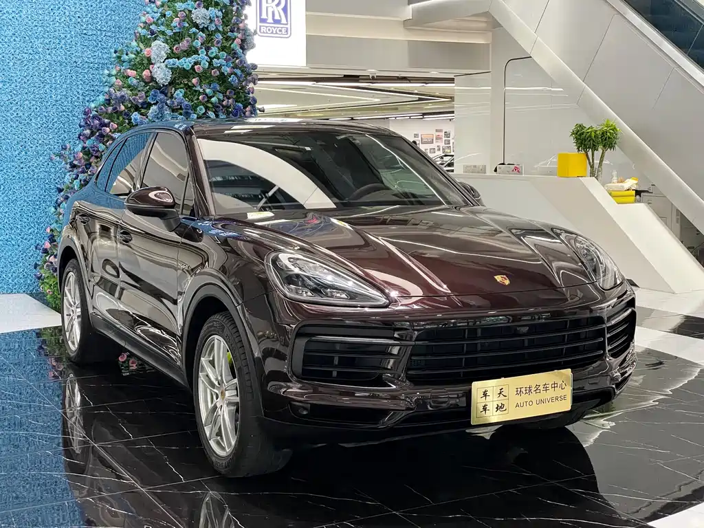 Cayenne NEV Cayenne E-Hybrid 2.0 T