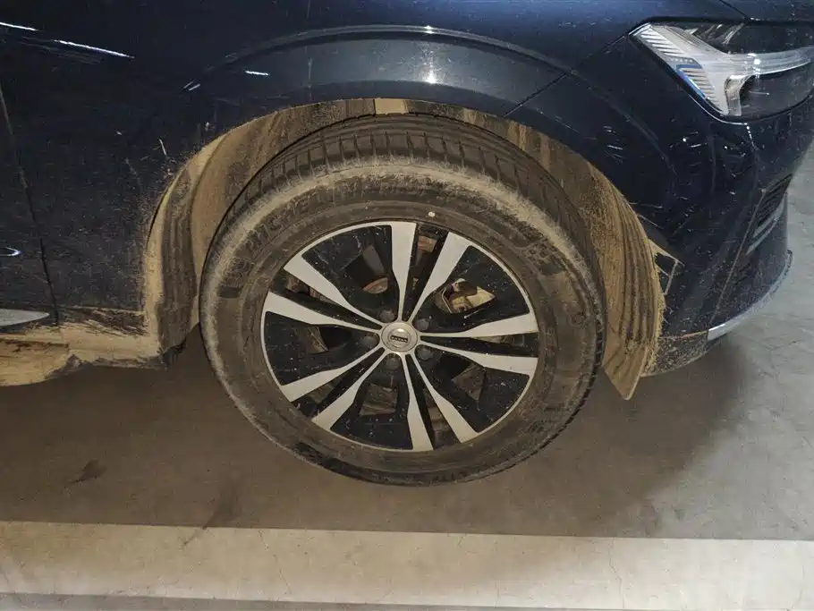 Volvo XC60 B5 4 WD Smart Ease Luxury