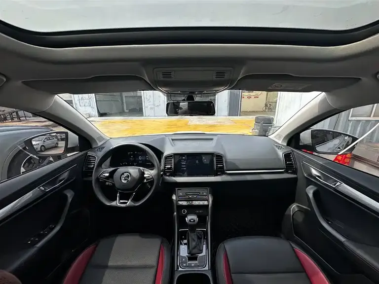 Skoda Karoq TSI280 Luxury Enjoyment