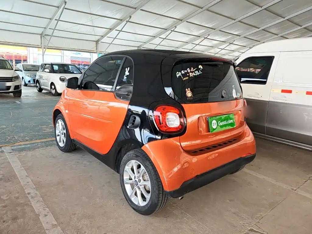 smart fortwo 1.0 L 52 kW Hardtop Agile CN-V