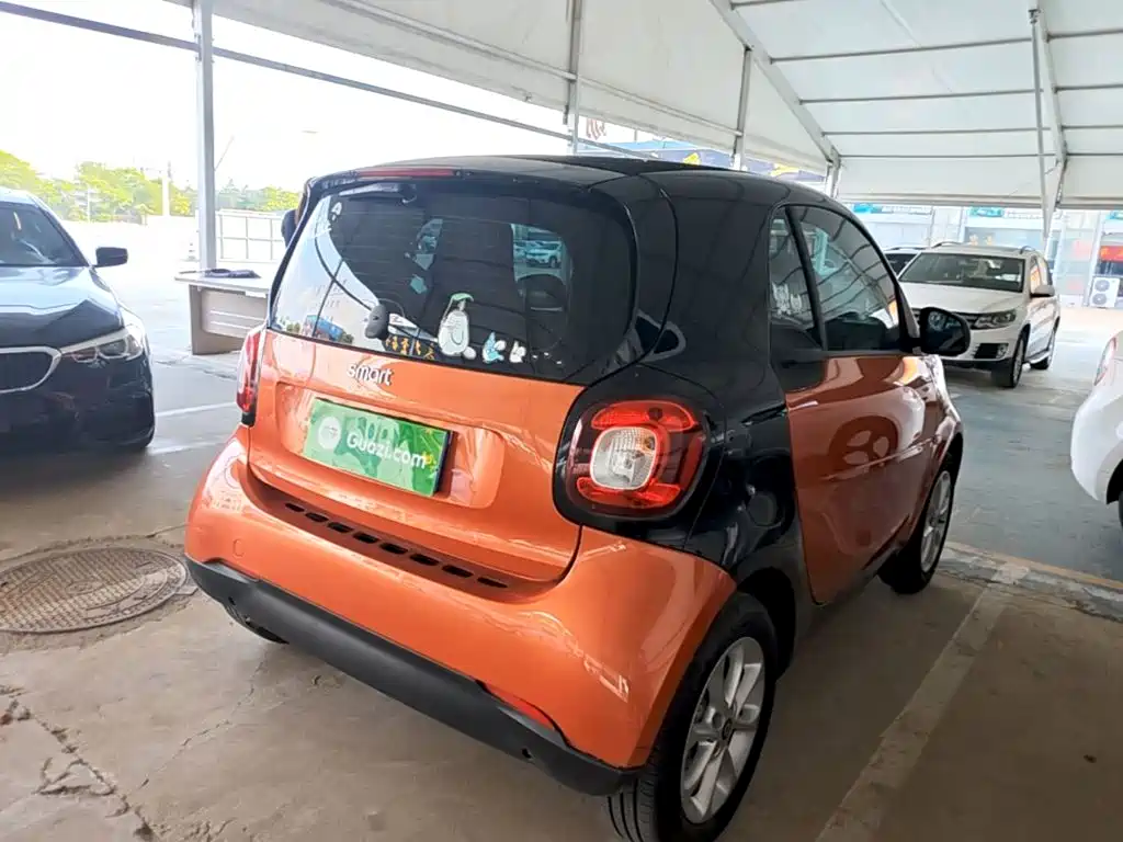 smart fortwo 1.0 L 52 kW Hardtop Agile CN-V