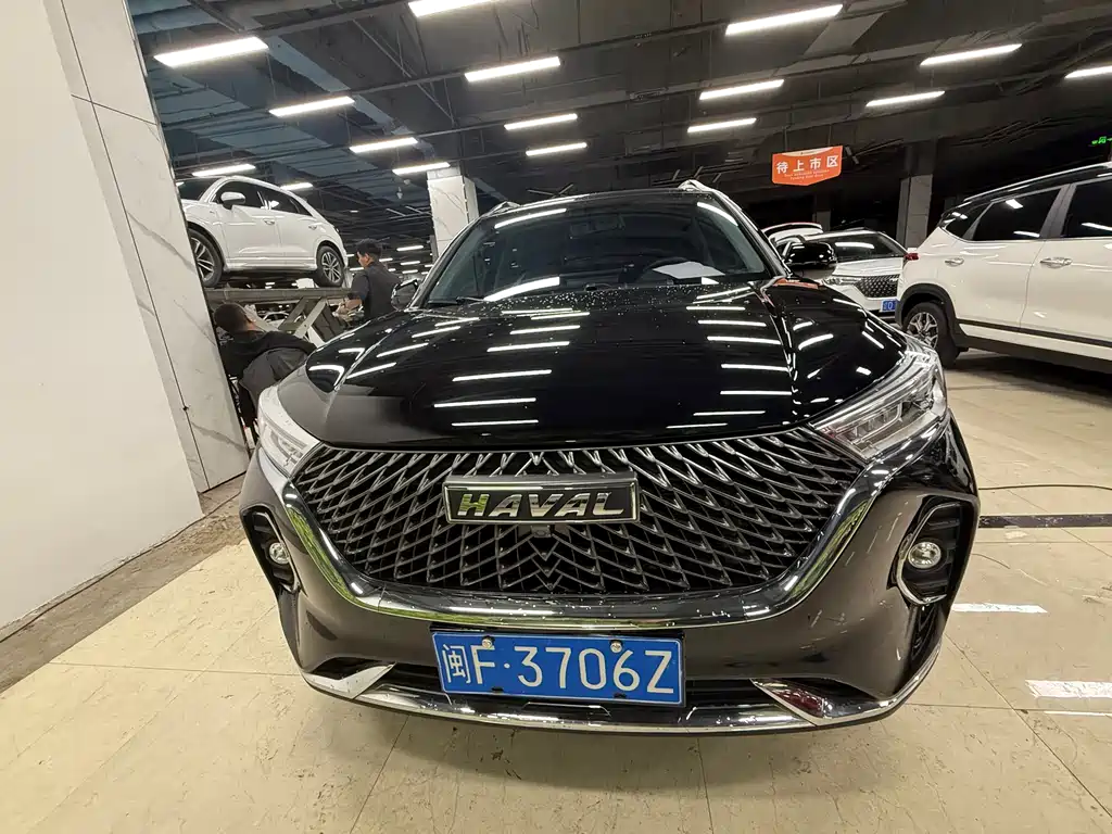 Haval M6 PLUS 1.5 T DCT Luxury Connected