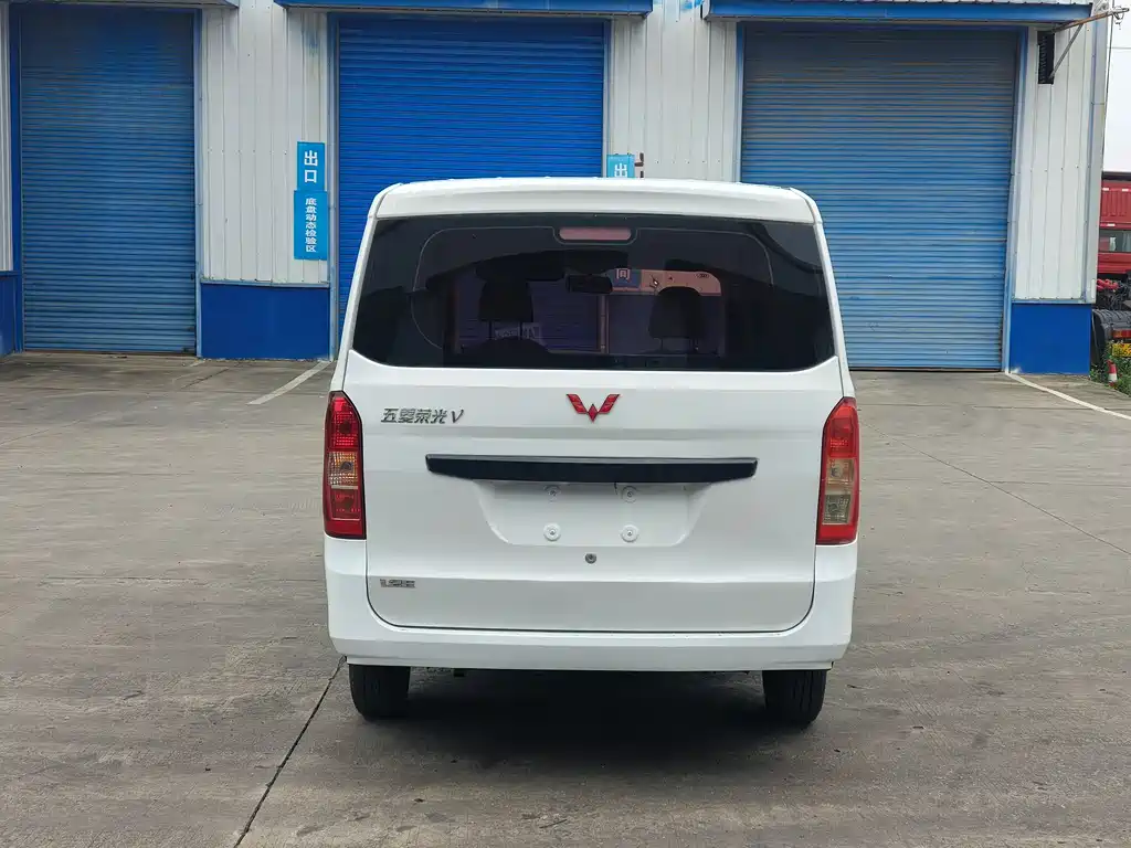 Wuling Rongguang V 五菱荣光V 2018款 1.2 L标准型