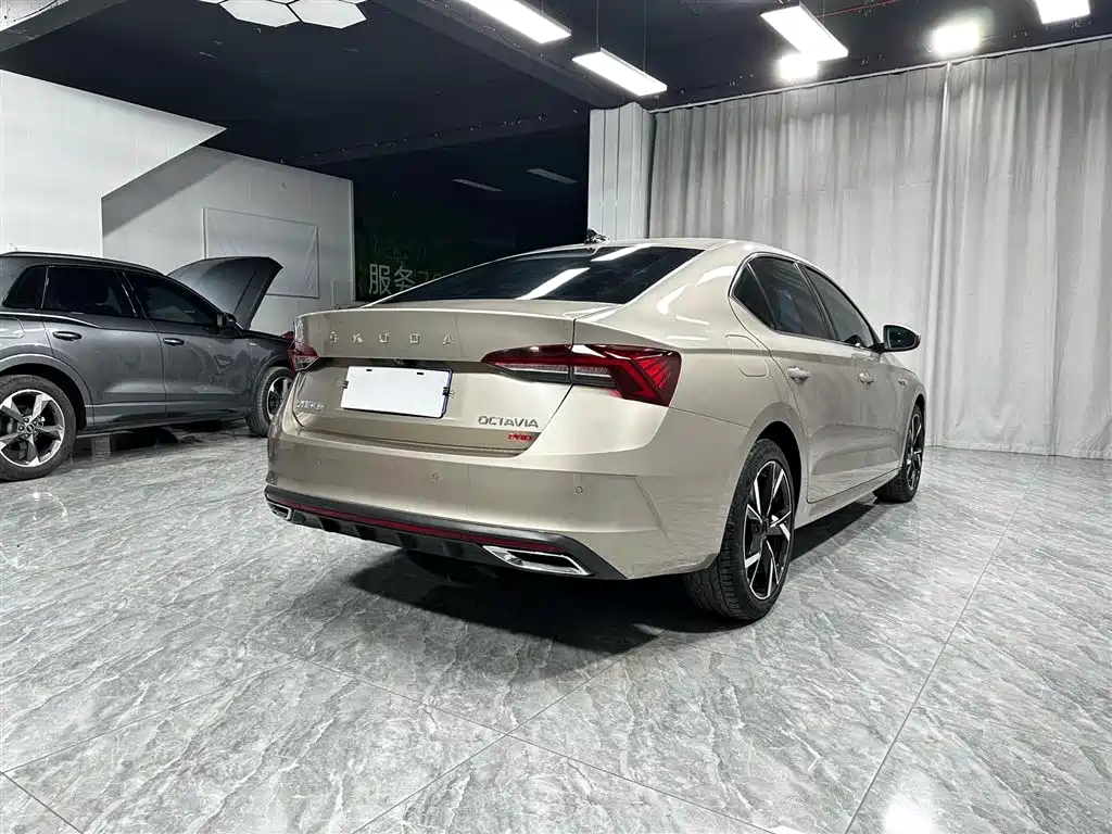 Octavia PRO TSI280 Premium