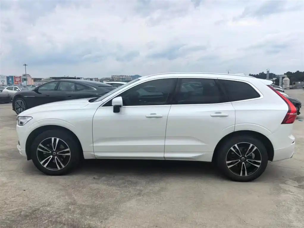 Volvo XC60 T5 4 WD Smart Vision CN-VI