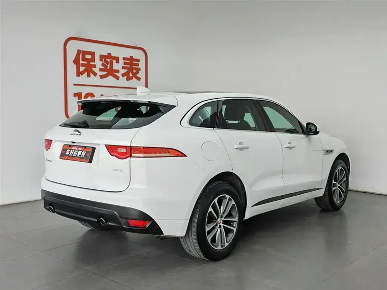 Jaguar F-PACE 2.0 T 2 WD R-Sport Sport