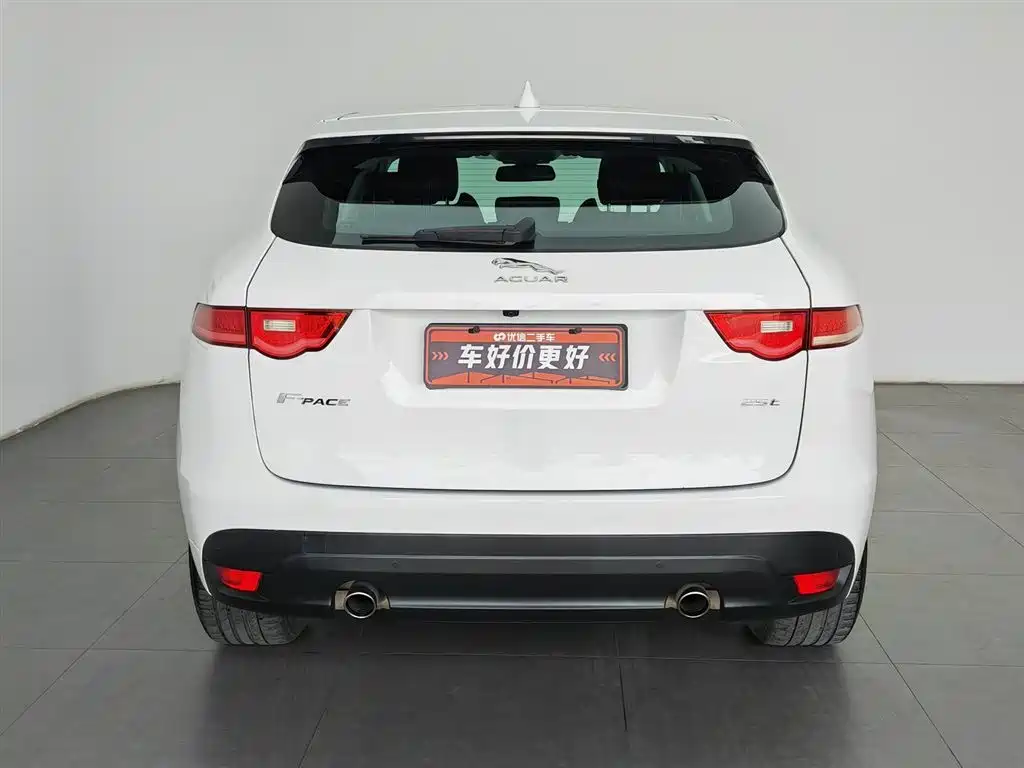Jaguar F-PACE 2.0 T 2 WD R-Sport Sport