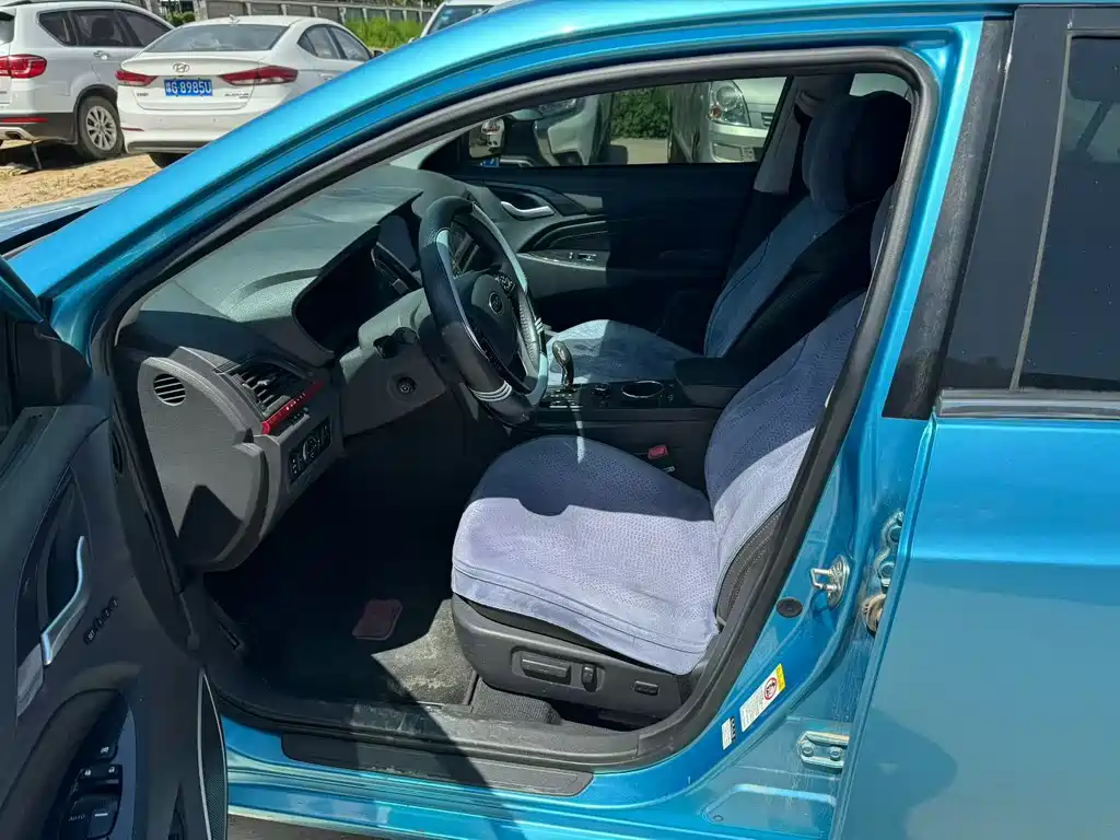Qin NEV 秦新能源 2014款 1.5 T 旗舰型