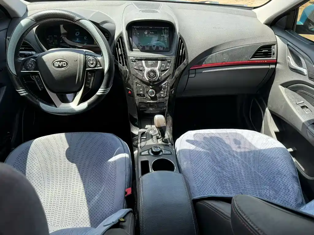 Qin NEV 秦新能源 2014款 1.5 T 旗舰型