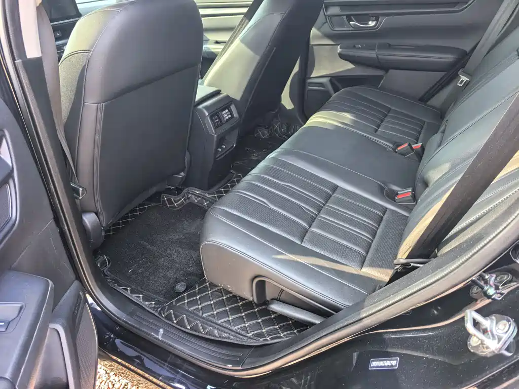 Breeze 240 TURBO 2 WD Luxury 5-seat