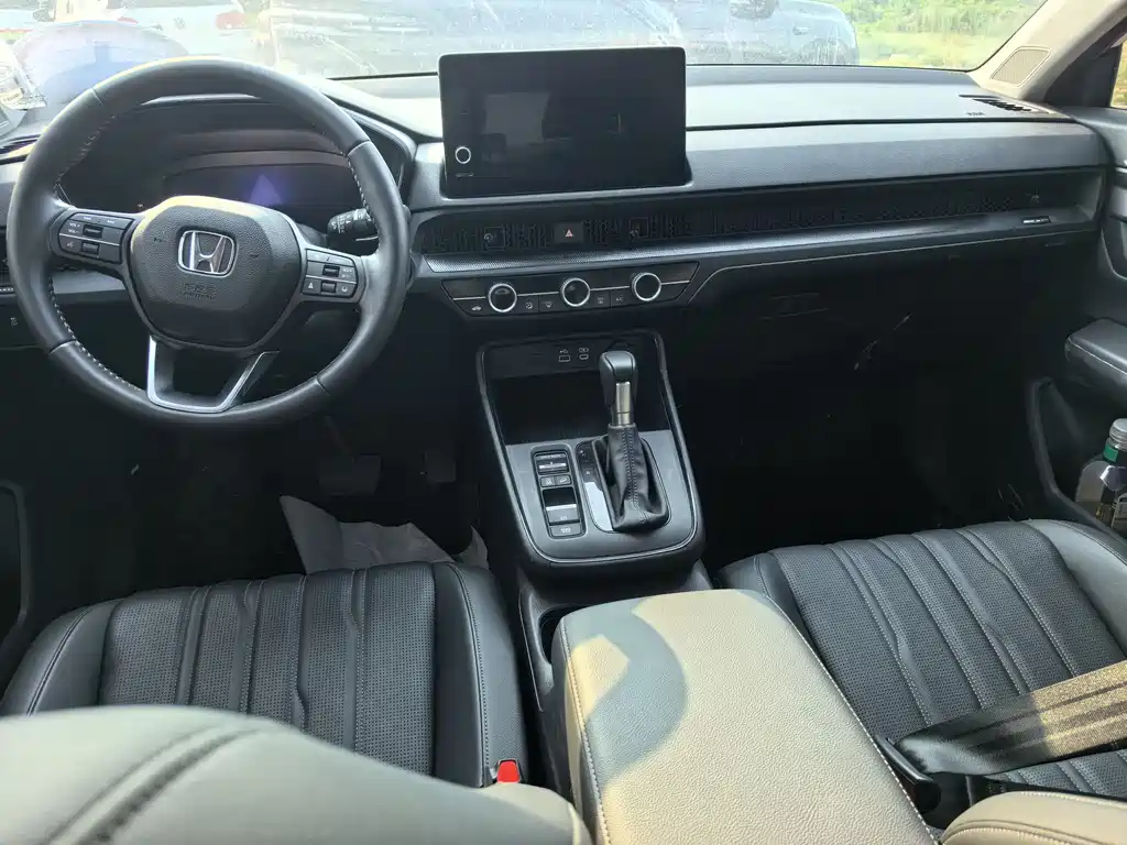 Breeze 240 TURBO 2 WD Luxury 5-seat