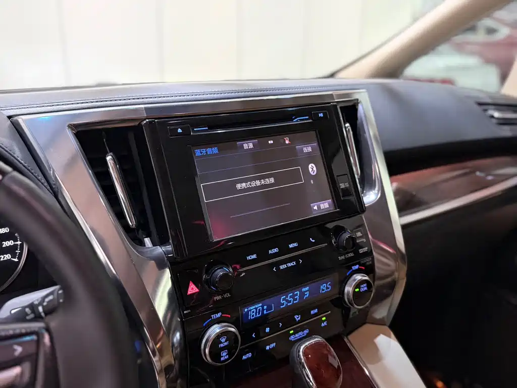Alphard 3.5 L Luxury