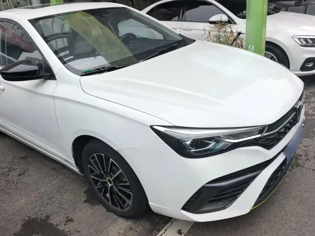 Roewe i5 1.5 L Manual Diamond