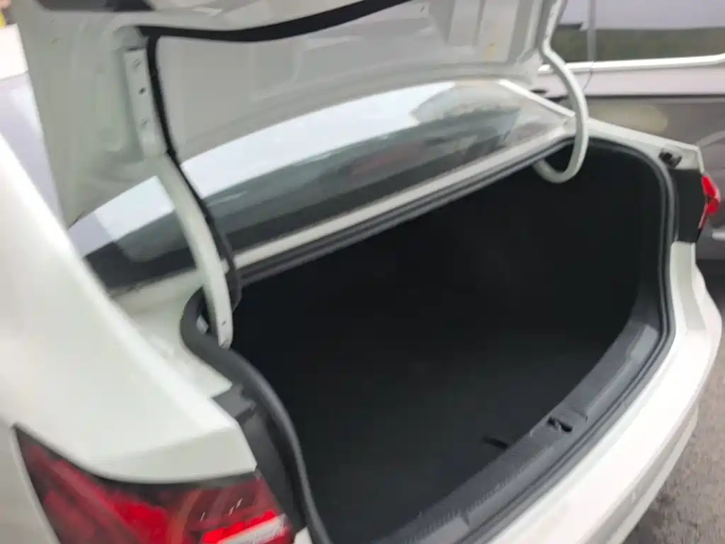 Roewe i5 1.5 L Manual Diamond