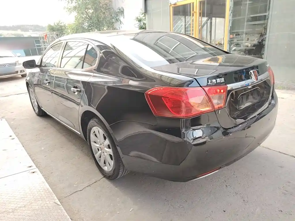 Roewe 950 荣威950 2015款 1.8 T 精英版