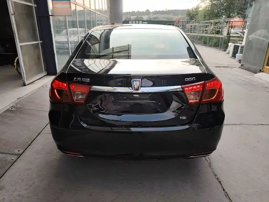 Roewe 950 荣威950 2015款 1.8 T 精英版