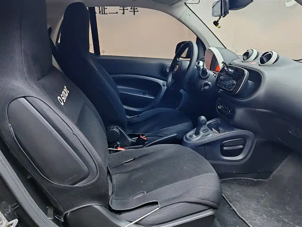 smart fortwo 1.0 L 52 kW Hardtop Agile CN-V