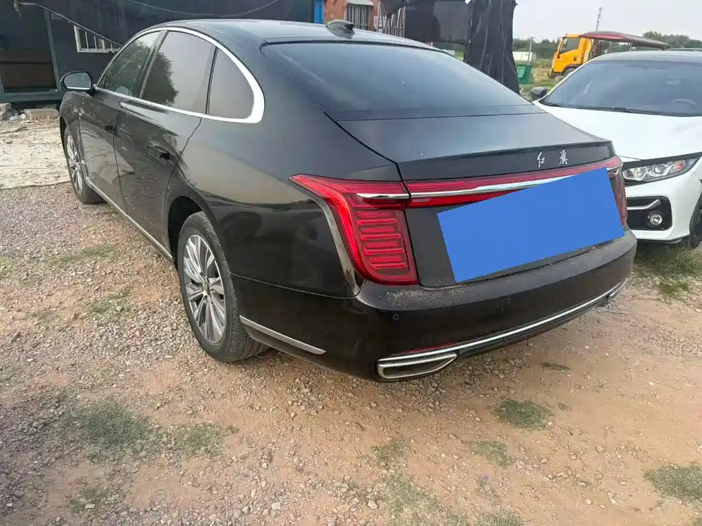 Hongqi H9 2.0 T Connected Flagship Enjoyment
