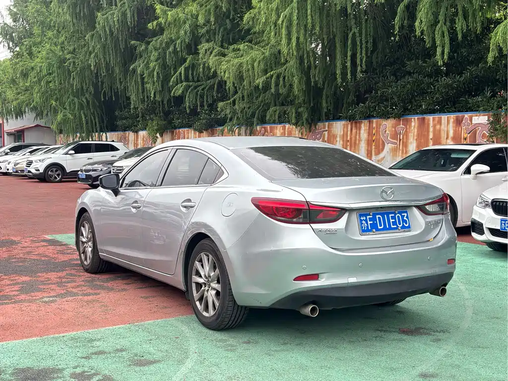 Atenza 2.0 L Blue Sky Luxury CN-V