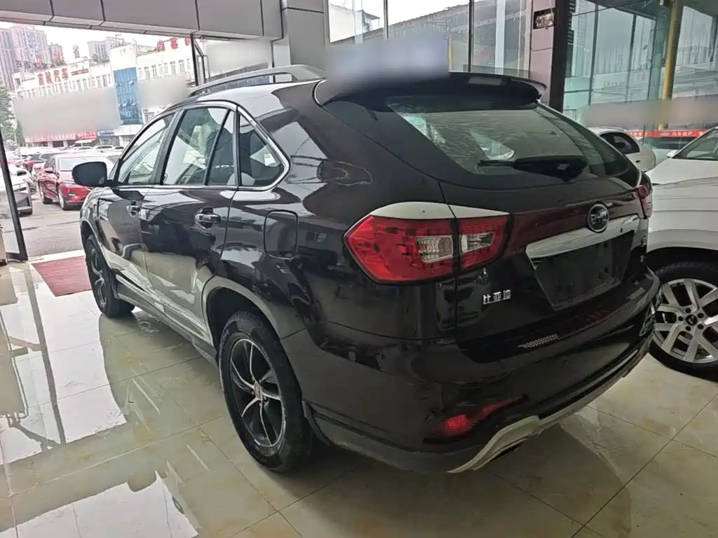BYD S7 比亚迪S7 2015款 1.5 T 升级版 手动尊贵型