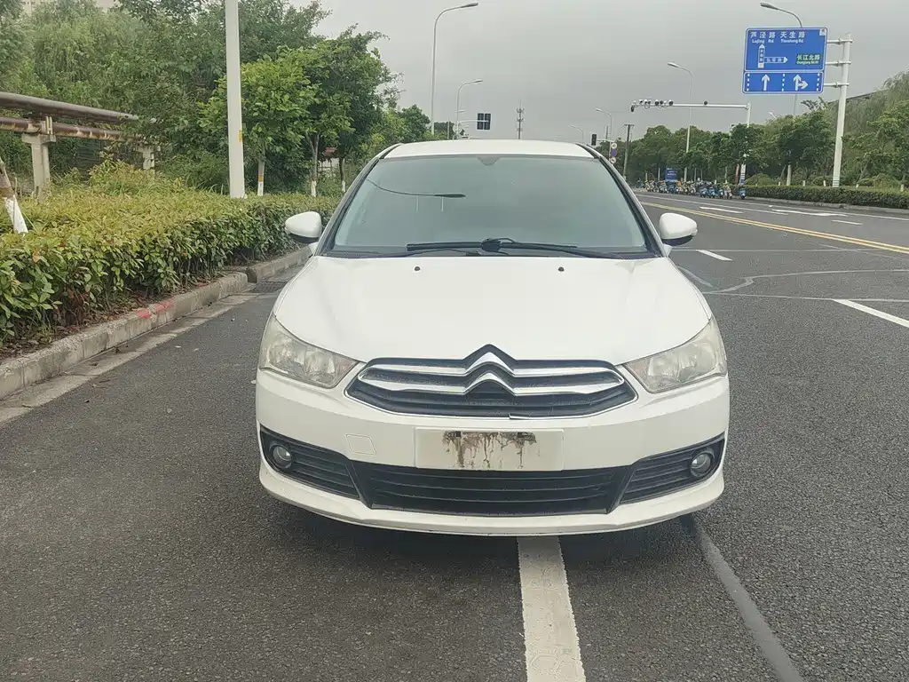C-Quatre VTS 1.6 L Auto Fashionable