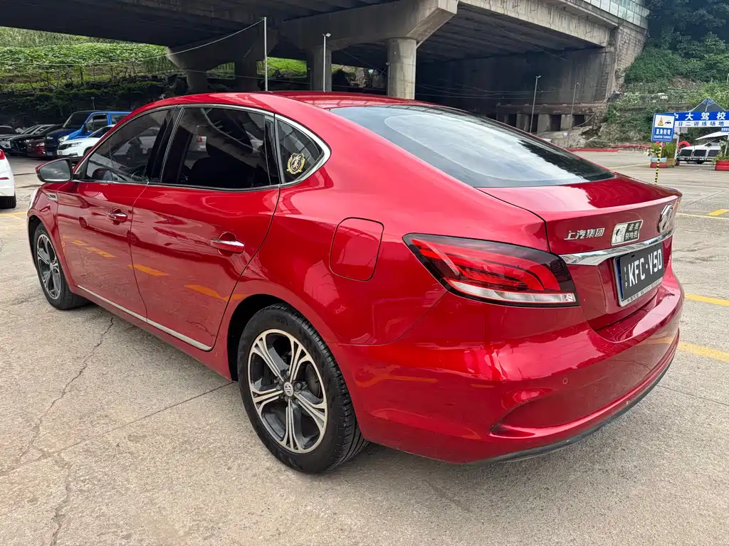MG6 20 T Auto Luxury Connected CN-V