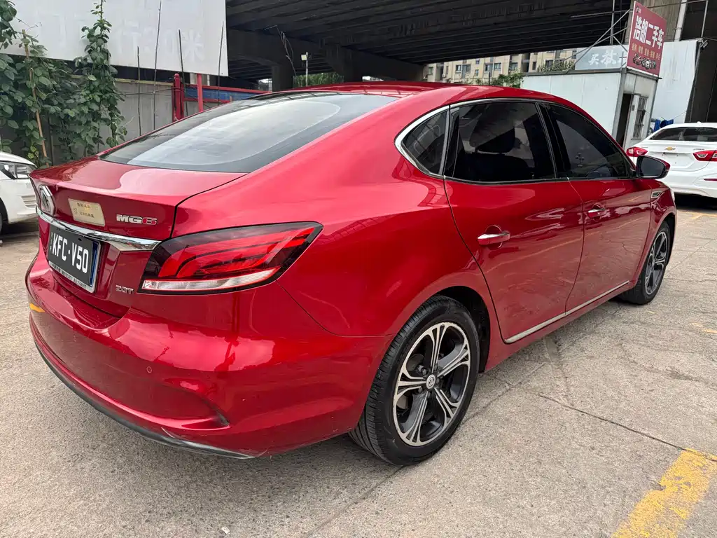 MG6 20 T Auto Luxury Connected CN-V