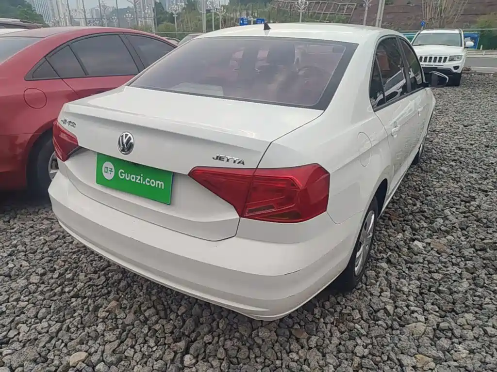 Jetta 1.4 L Manual Fashion