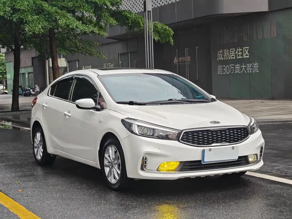 Kia K3 1.6 L Auto GLS