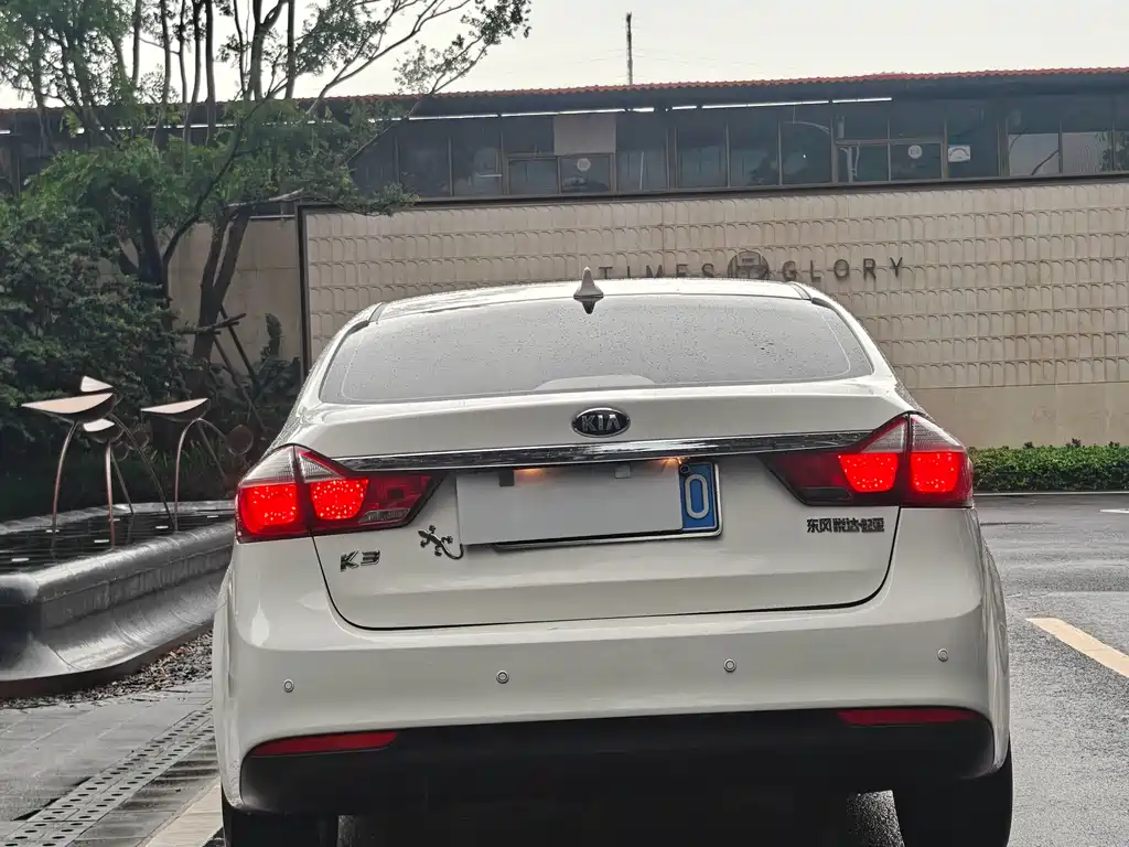 Kia K3 1.6 L Auto GLS