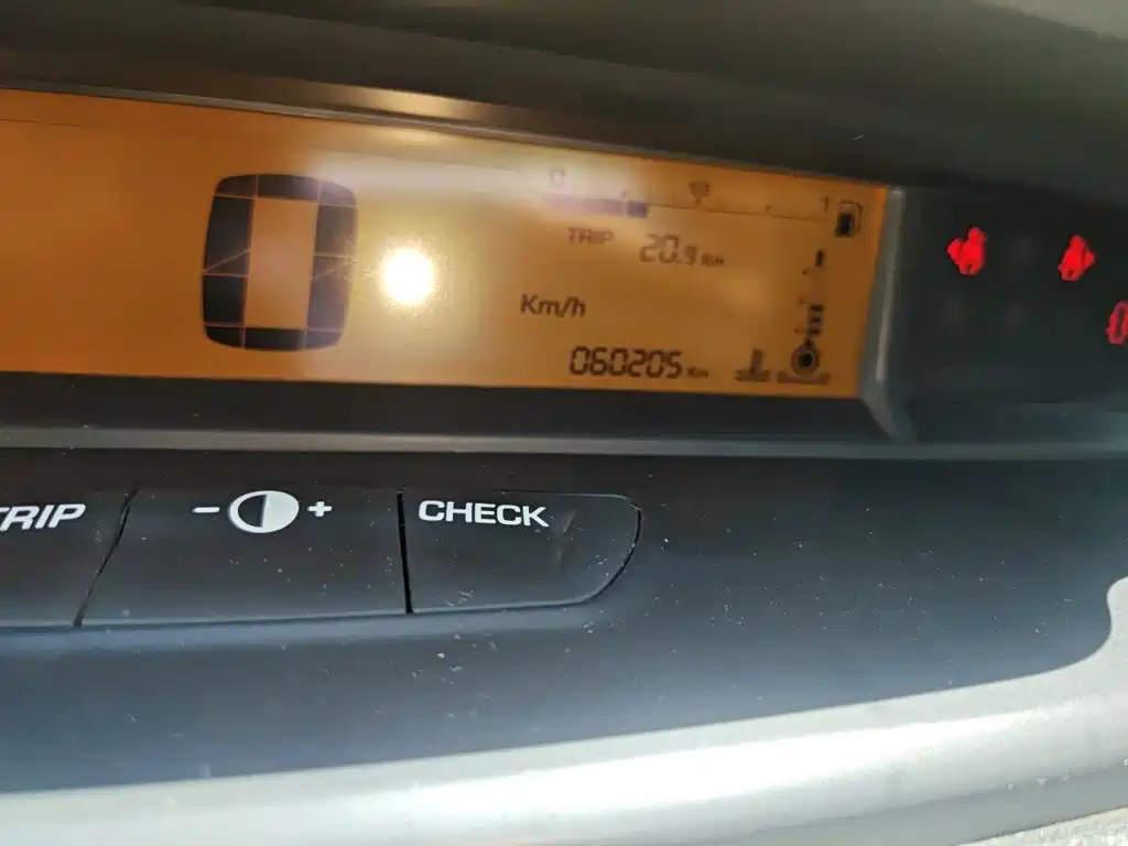 C-Quatre Sedan 1.6 L Auto Fashionable