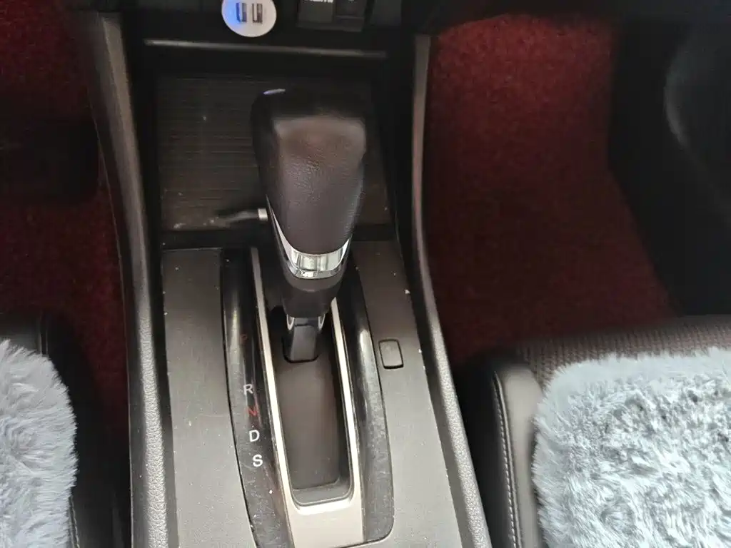 Jade 1.8 L Auto Comfort Elite 5-seat