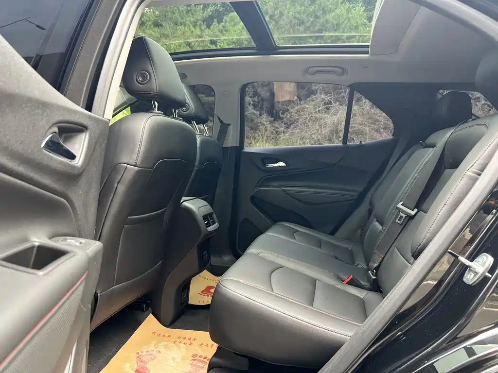 Equinox 探界者 2019款 Redline 550 T 自动四驱捍界版RS 国VI