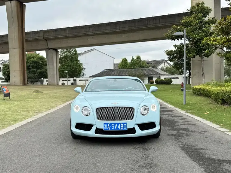 Bentley Continental GT 4.0 T GT V8