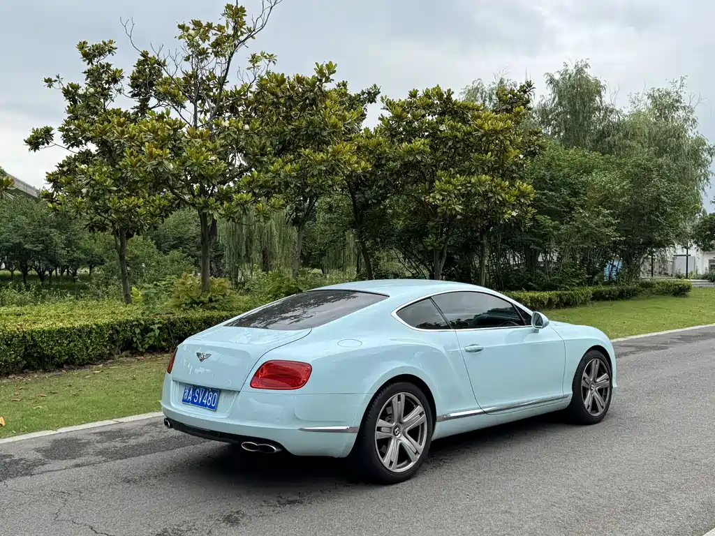 Continental GT 4.0 T GT V8