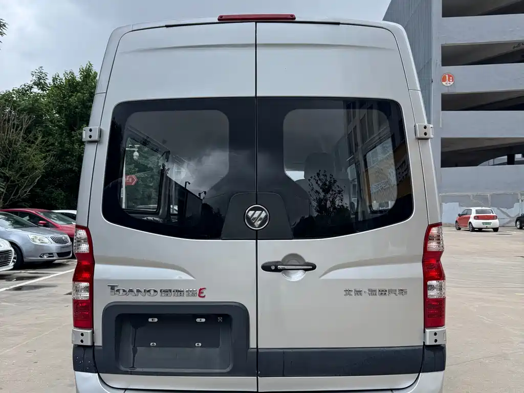 Toano 图雅诺 2020款 2.5 T 手动通途长轴中顶5/6/7座4 J25 TC3